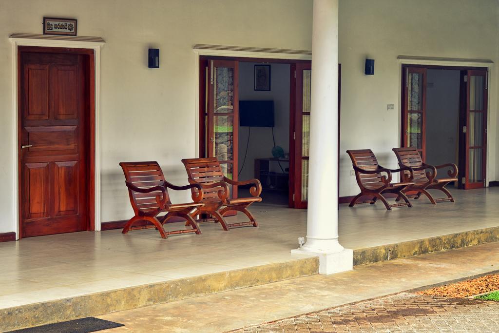 Volunteer Ceylon Apartment Ratnapura Exterior photo